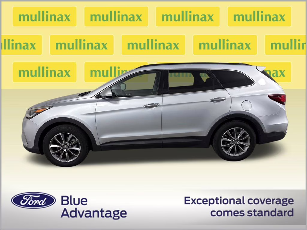 2017 Circuit Silver Hyundai Santa Fe SE FWD SUV
