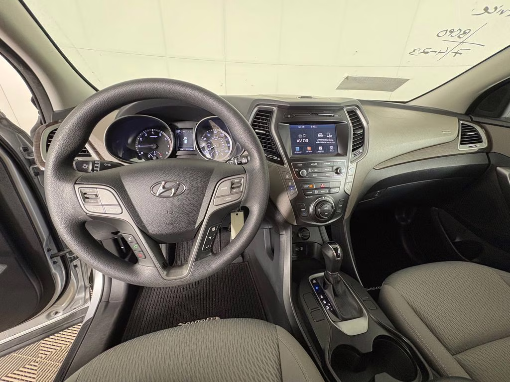 2017 Circuit Silver Hyundai Santa Fe SE FWD SUV