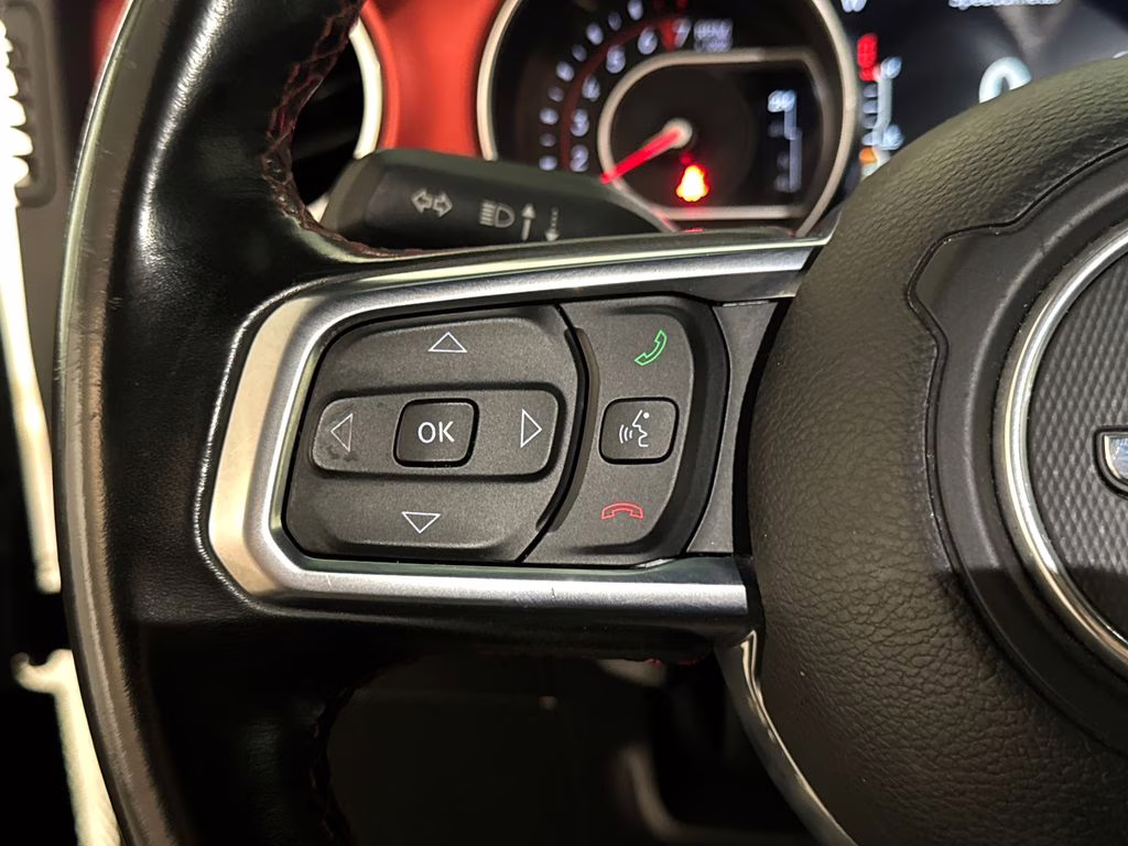2019 Granite Crystal Metallic Clearcoat Jeep Wrangler Unlimited Rubicon 4X4 SUV