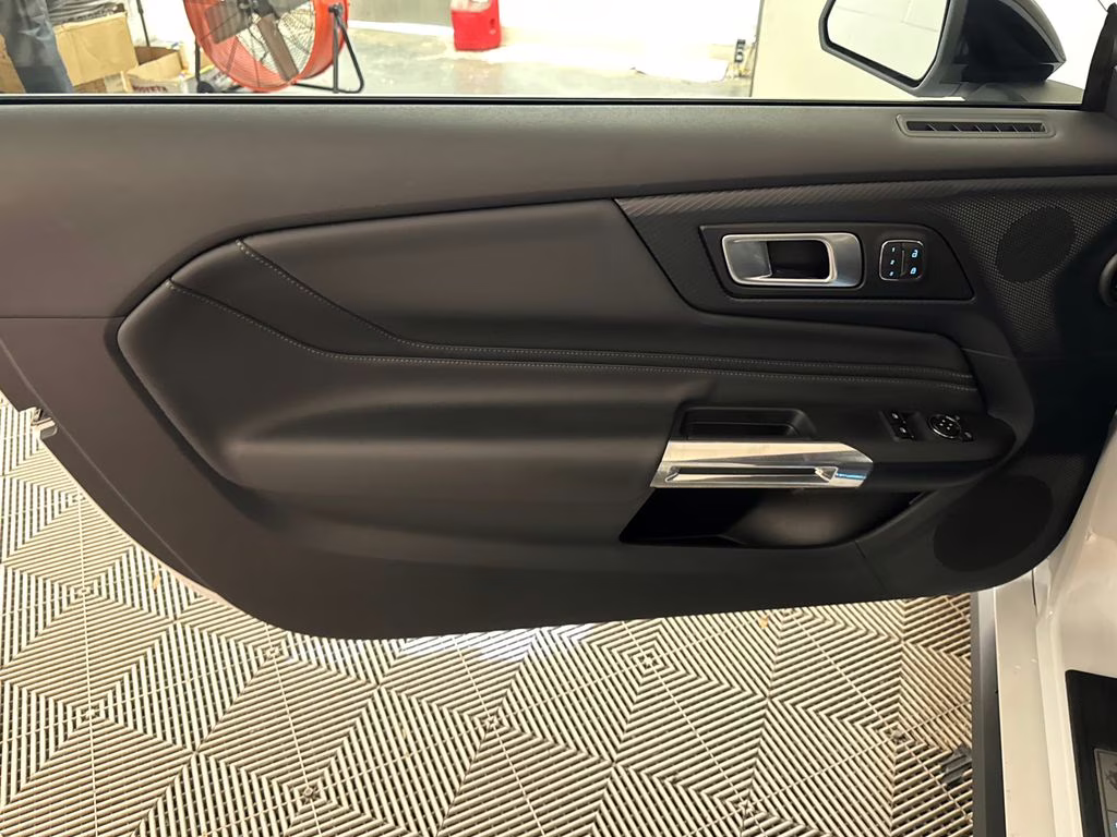 2024 Oxford White Ford Mustang EcoBoost Premium RWD Coupe