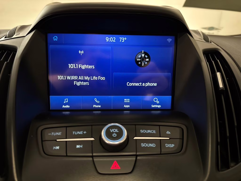 2017 Canyon Ridge Metallic Ford Escape SE FWD SUV