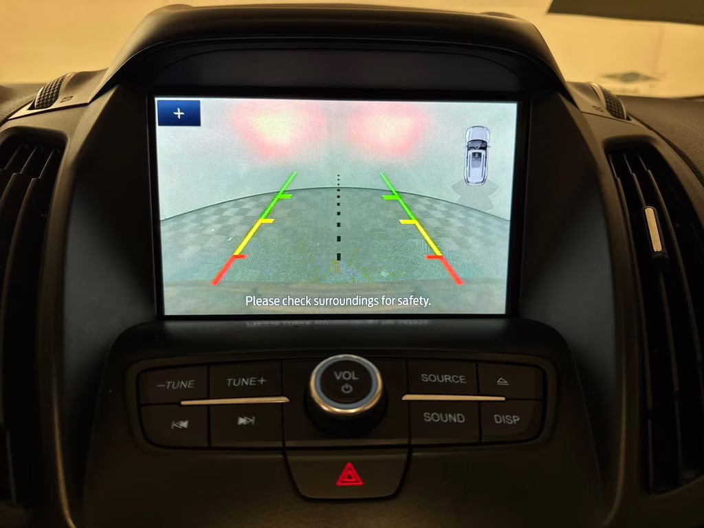 2017 Canyon Ridge Metallic Ford Escape SE FWD SUV