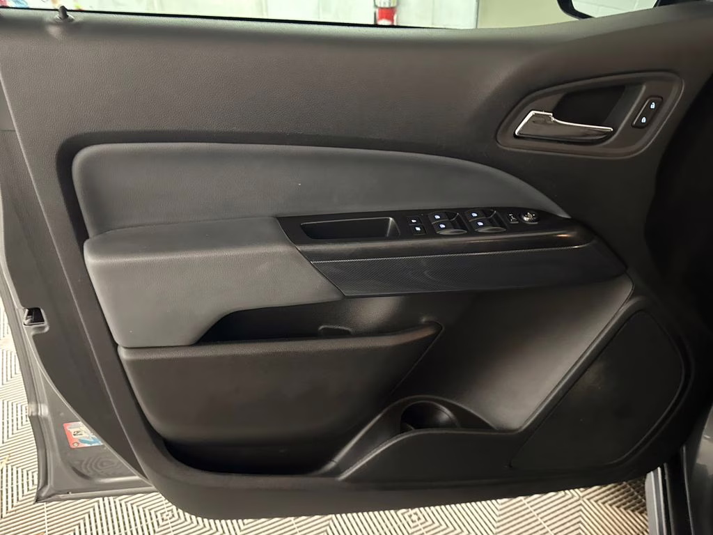 2022 Satin Steel Metallic Chevrolet Colorado Z71 RWD Truck