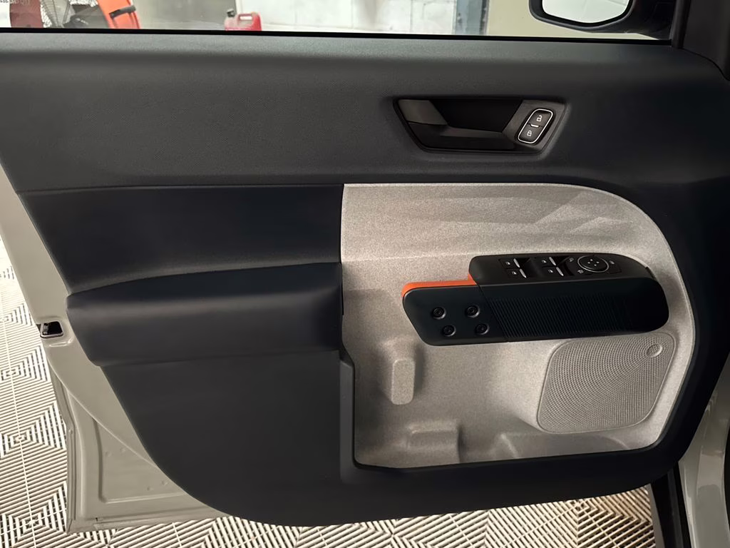 2024 Cactus Gray Ford Maverick XLT FWD Truck