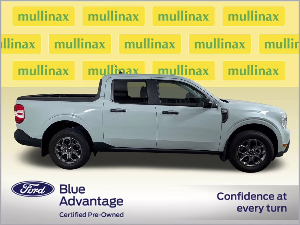 2024 Cactus Gray Ford Maverick XLT FWD Truck