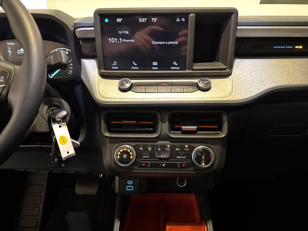 2024 Cactus Gray Ford Maverick XLT FWD Truck