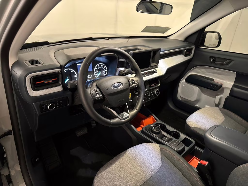 2024 Cactus Gray Ford Maverick XLT FWD Truck