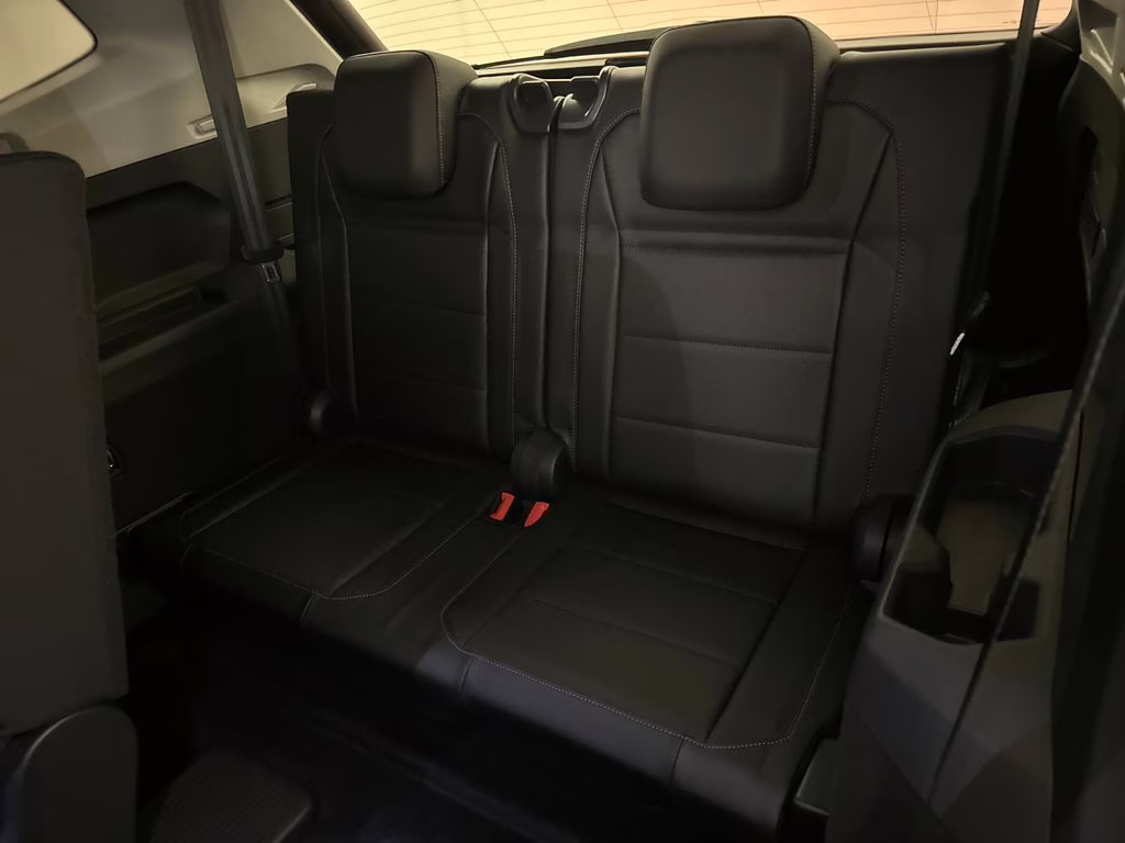 2020 Silk Blue Metallic Volkswagen Tiguan 2.0T SE FWD SUV