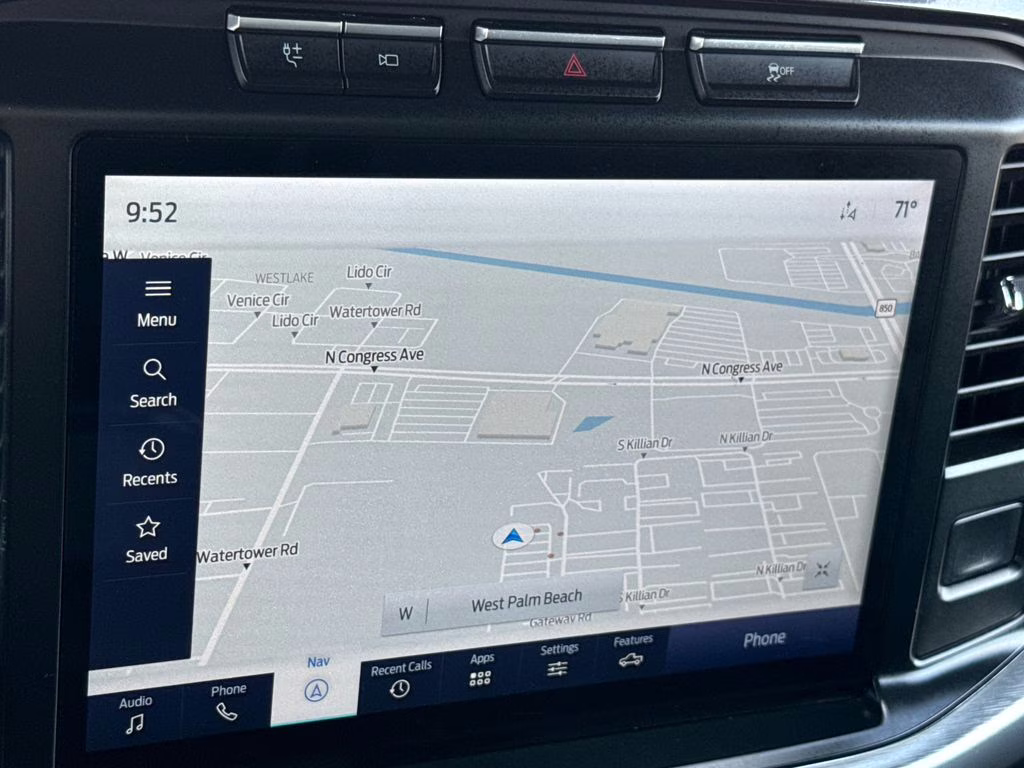 2021 Oxford White Ford F-150 Lariat 4X4 Truck