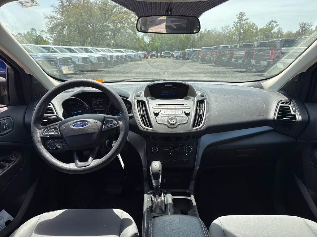 2017 Canyon Ridge Metallic Ford Escape S FWD SUV