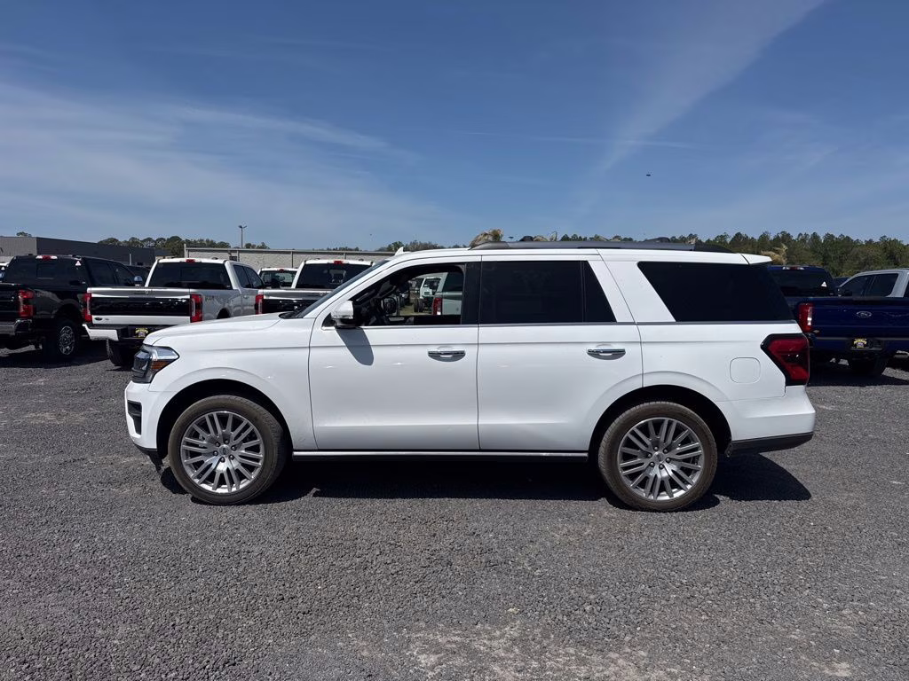 2024 Oxford White Ford Expedition Limited 4X4 SUV