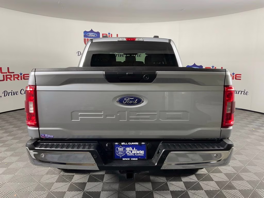 2022 Iconic Silver Metallic Ford F-150 XLT 5.0 V8 4X4 Truck