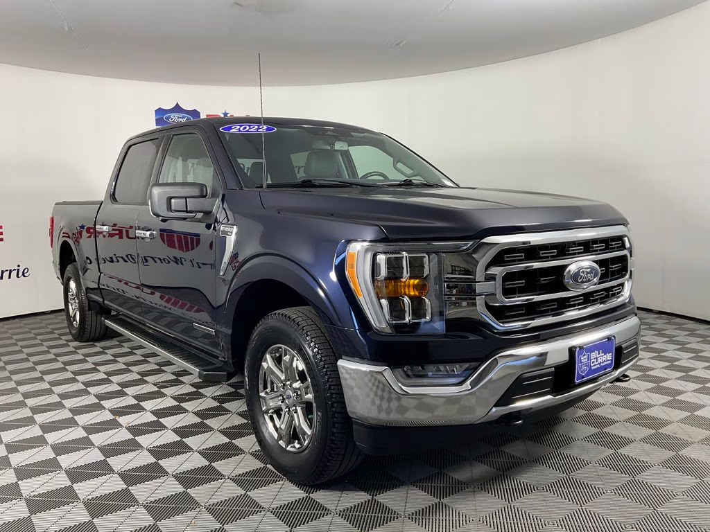 2022 Antimatter Blue Metallic Ford F-150 XLT 4X4 Truck