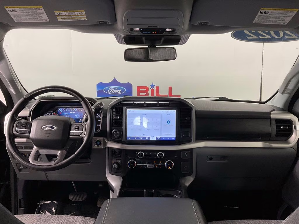 2022 Antimatter Blue Metallic Ford F-150 XLT 4X4 Truck