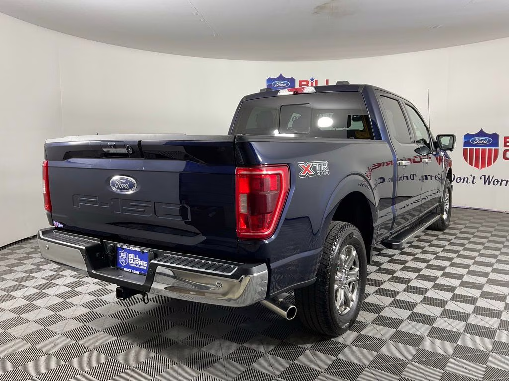 2022 Antimatter Blue Metallic Ford F-150 XLT 4X4 Truck