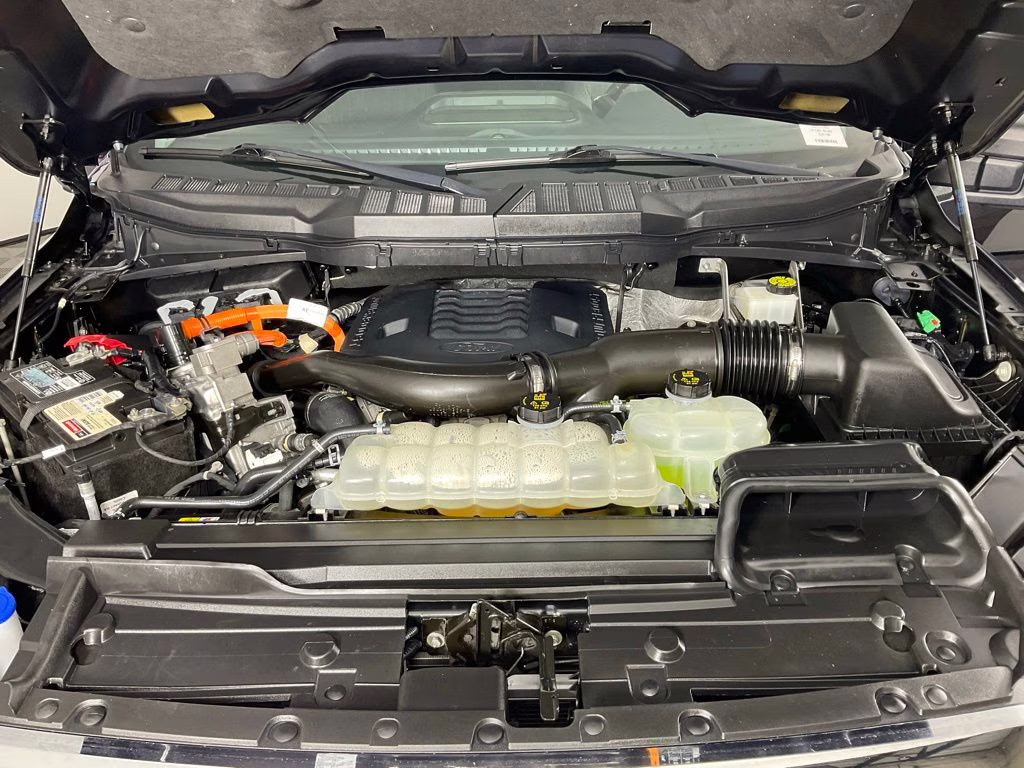 2022 Antimatter Blue Metallic Ford F-150 XLT 4X4 Truck