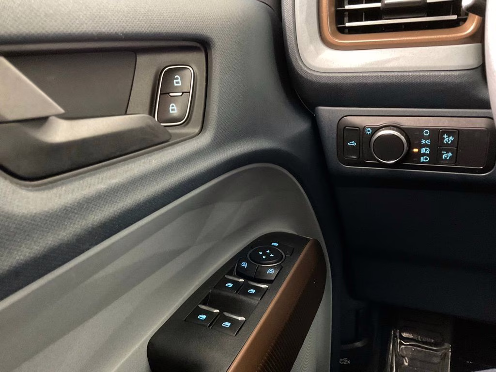 2022 Shadow Black Ford Maverick Lariat FWD Truck