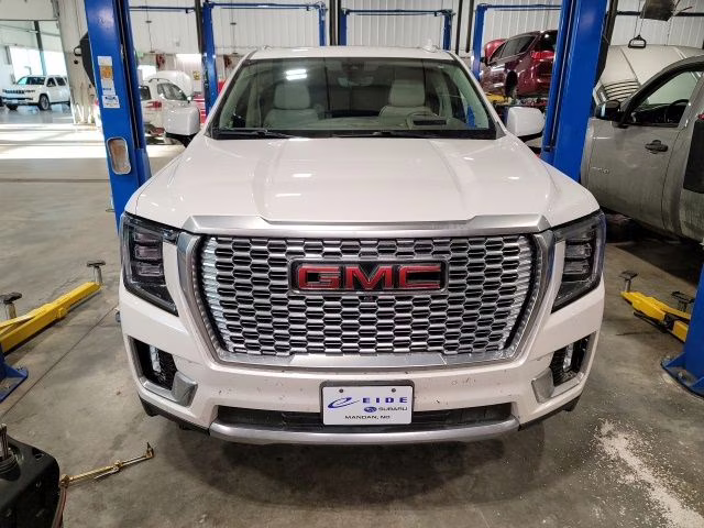 2021 White Frost Tricoat GMC Yukon Denali 4X4 SUV