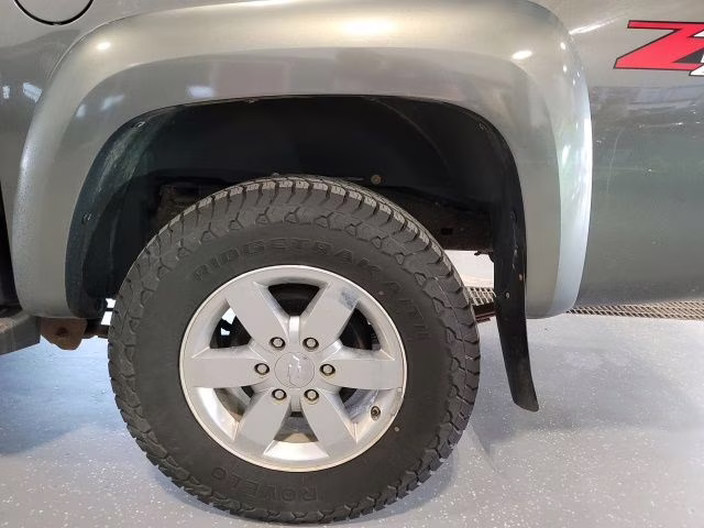 2011 Steel Green Metallic Chevrolet Colorado 2LT 4X4 Truck