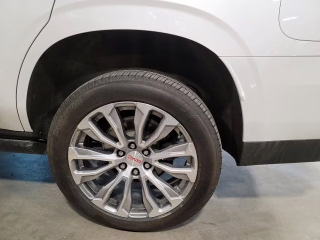 2021 White Frost Tricoat GMC Yukon Denali 4X4 SUV