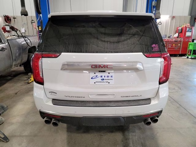 2021 White Frost Tricoat GMC Yukon Denali 4X4 SUV