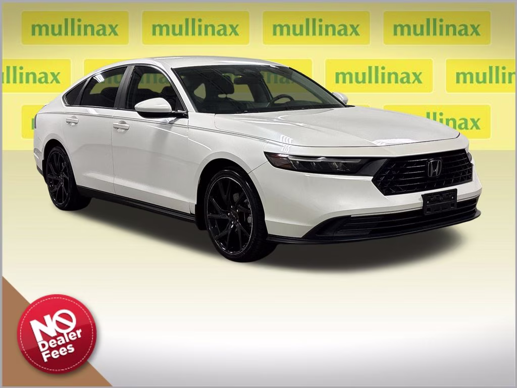 2023 Pearl White Honda Accord LX FWD Sedan