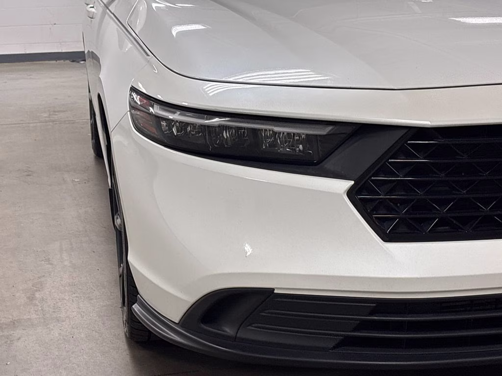 2023 Pearl White Honda Accord LX FWD Sedan