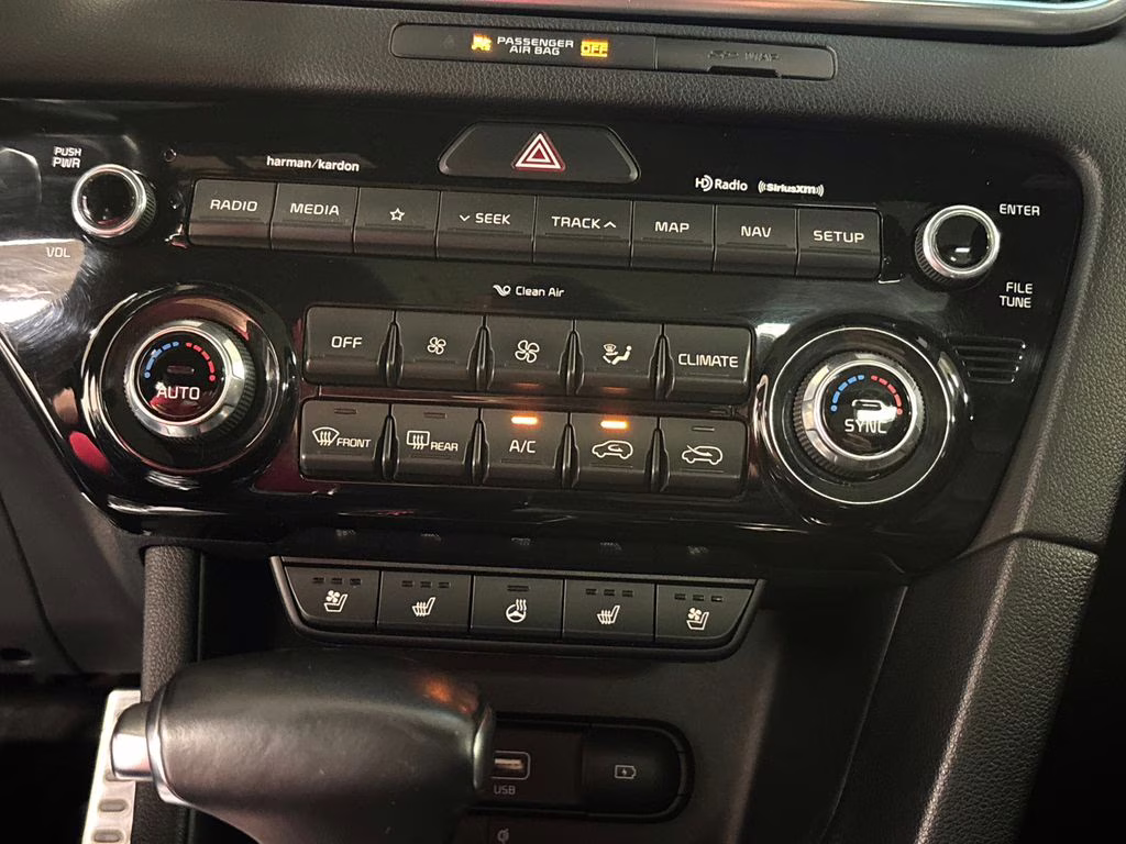 2022 Hyper Red Kia Sportage SX AWD SUV