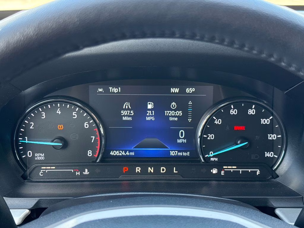 2022 Atlas Blue Metallic Ford Explorer XLT 4X4 SUV