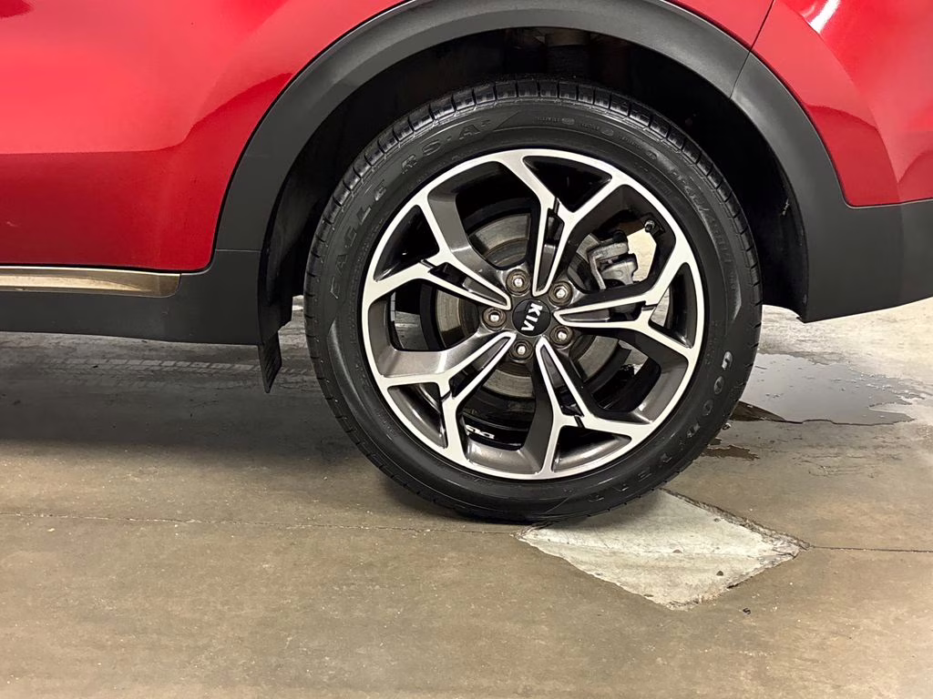 2022 Hyper Red Kia Sportage SX AWD SUV