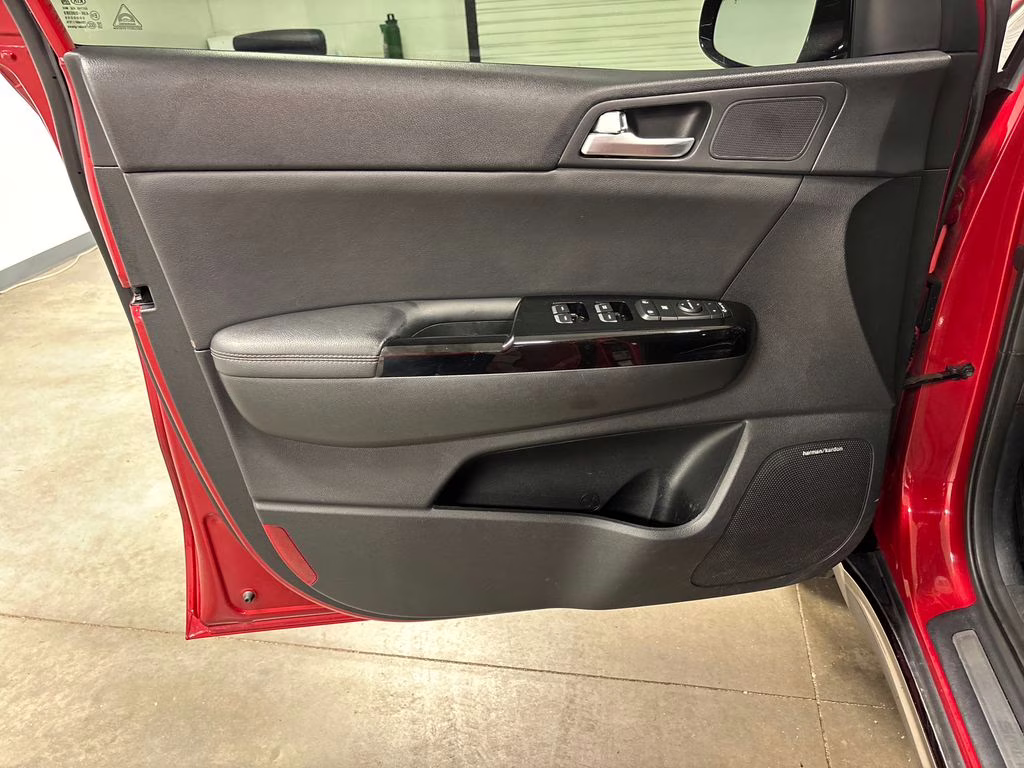 2022 Hyper Red Kia Sportage SX AWD SUV