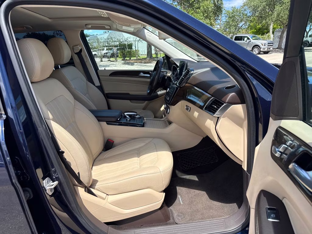 2016 Lunar Blue Metallic Mercedes-Benz GLE GLE 350 AWD SUV