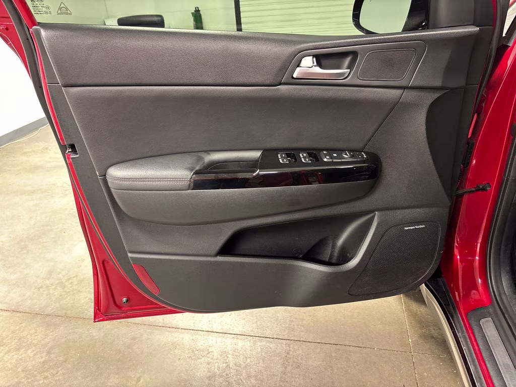 2022 Hyper Red Kia Sportage SX AWD SUV