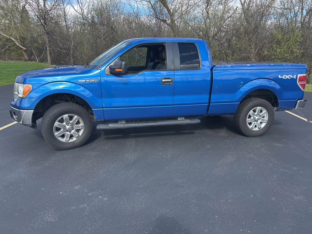 2014 Blue Flame Metallic Ford F-150 XLT 4X4 Truck