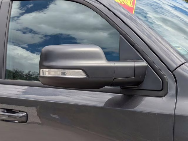 2022 Granite Crystal Metallic Clearcoat Ram 1500 Big Horn/Lone Star 4X4 Truck