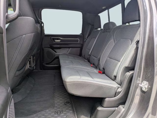 2022 Granite Crystal Metallic Clearcoat Ram 1500 Big Horn/Lone Star 4X4 Truck