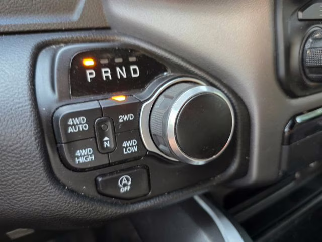 2022 Granite Crystal Metallic Clearcoat Ram 1500 Big Horn/Lone Star 4X4 Truck