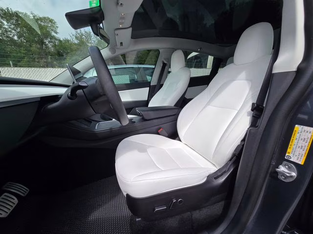 2022 Gray Tesla Model Y Performance AWD SUV