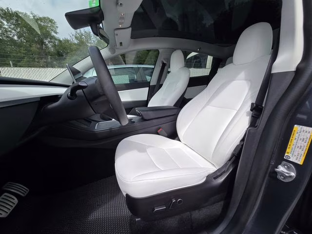 2022 Gray Tesla Model Y Performance AWD SUV