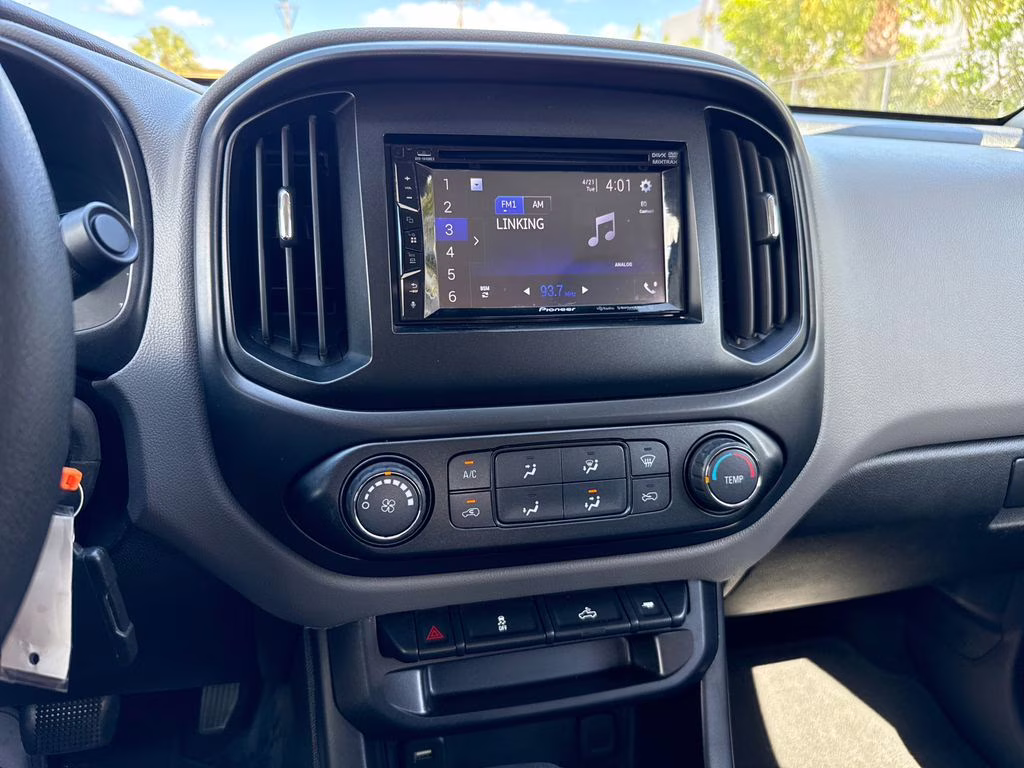 2017 Silver Ice Metallic Chevrolet Colorado Work Truck RWD Truck