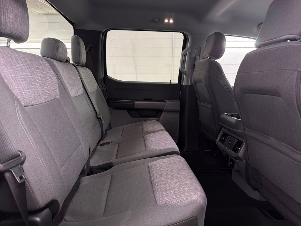 2024 Carbonized Gray Metallic Ford Super Duty F-250 SRW XLT 4X4 Truck