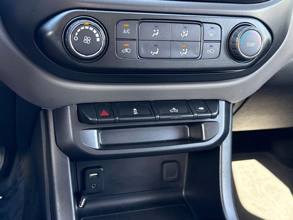 2017 Silver Ice Metallic Chevrolet Colorado Work Truck RWD Truck