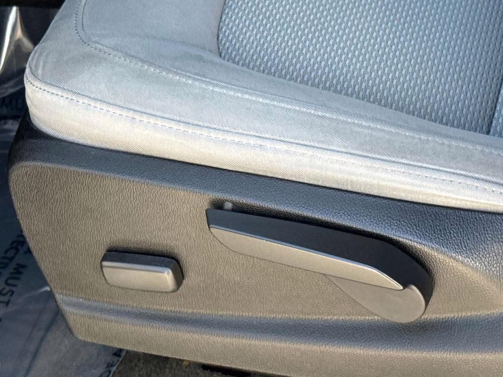 2017 Silver Ice Metallic Chevrolet Colorado Work Truck RWD Truck