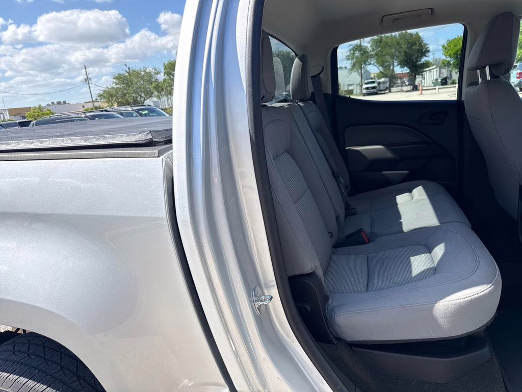 2017 Silver Ice Metallic Chevrolet Colorado Work Truck RWD Truck