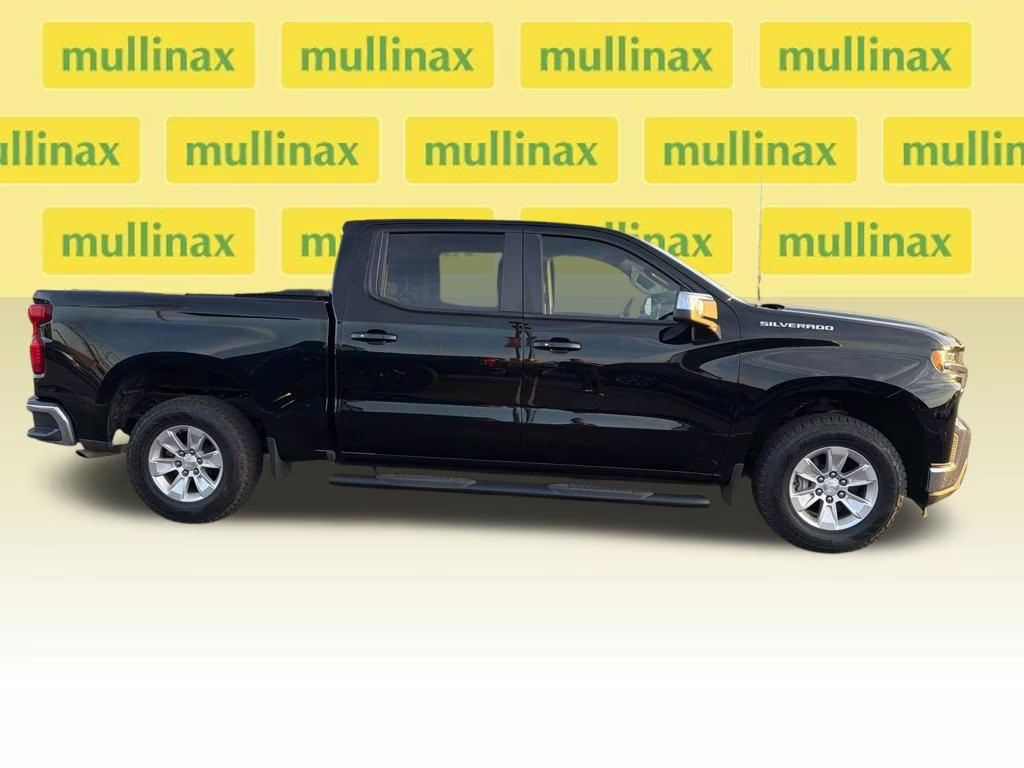 2019 Black Chevrolet Silverado 1500 LT RWD Truck