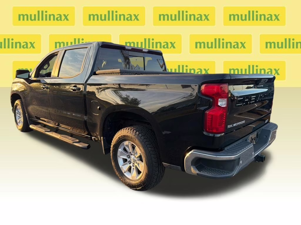 2019 Black Chevrolet Silverado 1500 LT RWD Truck