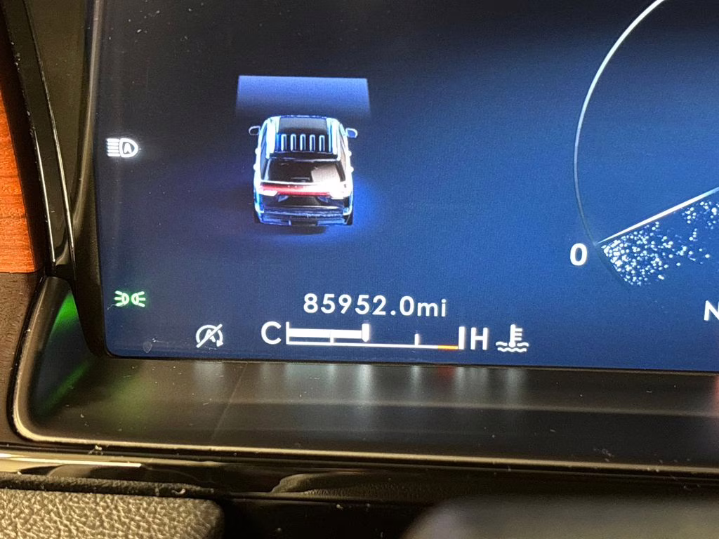 2022 Pearl Metallic Lincoln Navigator Reserve 4X4 SUV