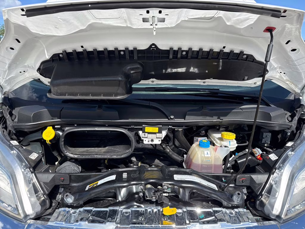 2023 Bright White Clearcoat Ram ProMaster 2500 Base FWD Van