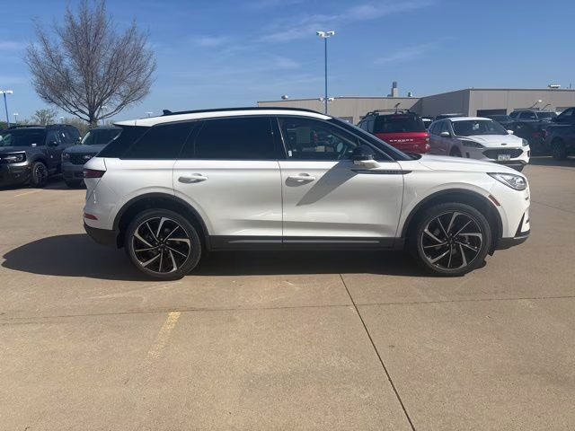 2026 White Metallic Lincoln Corsair Reserve AWD SUV