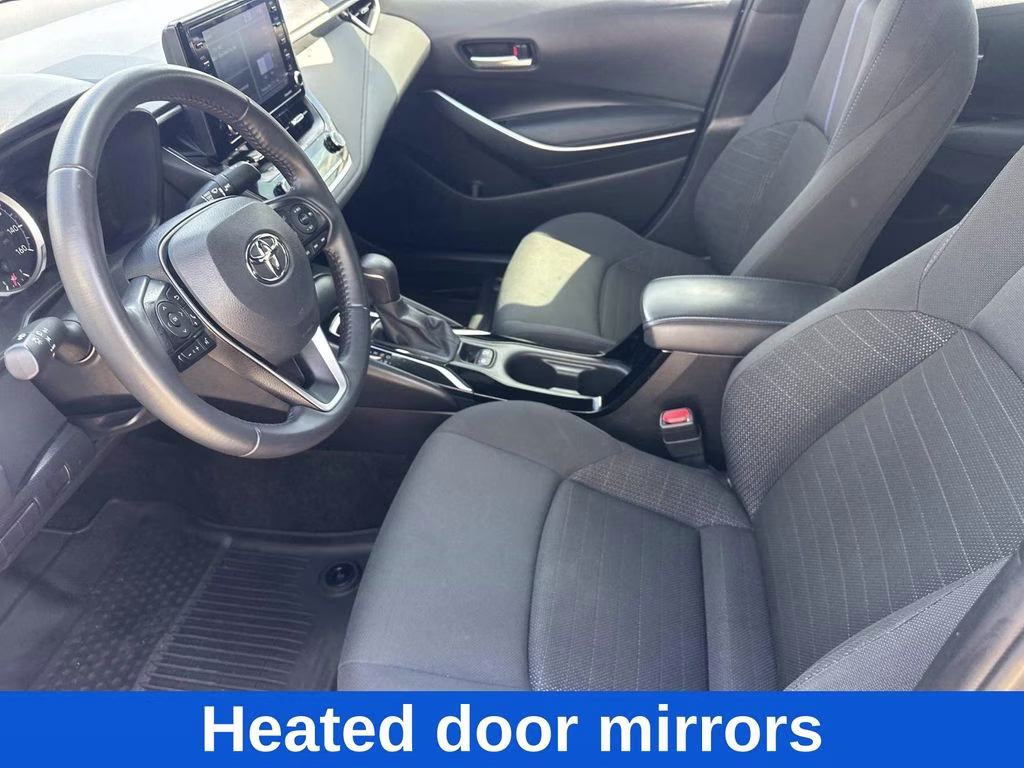 2022 Classic Silver Metallic Toyota Corolla SE FWD Sedan